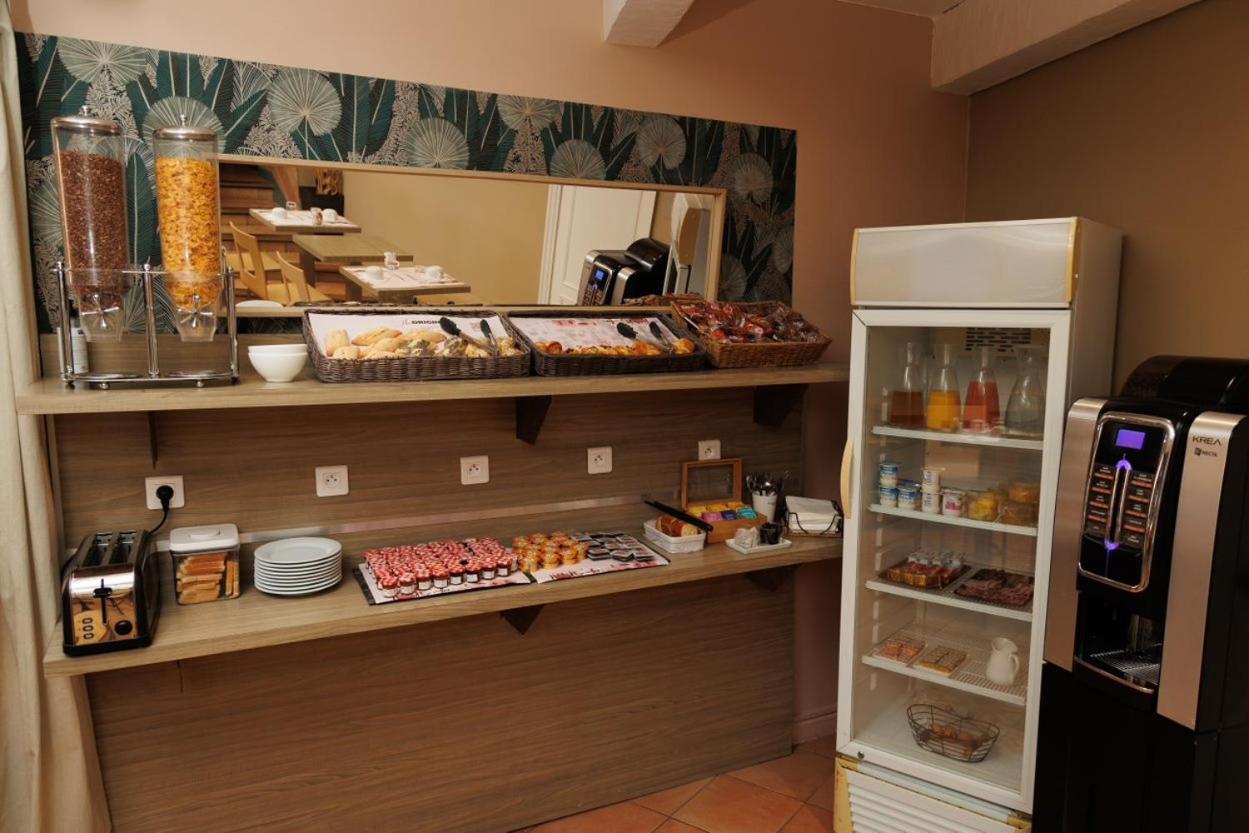 The Originals Boutique, Cassitel,